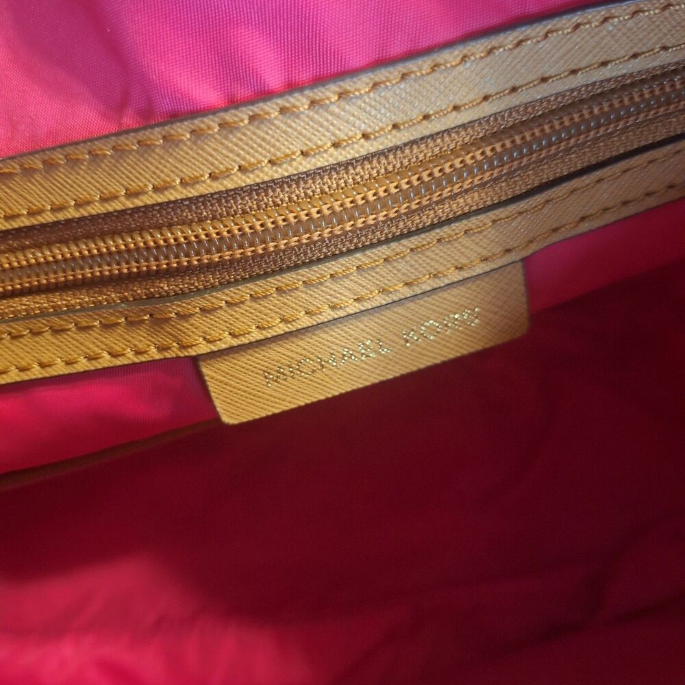 Michael Kors Kelsey Pink Nylon Large Tote Handbag - Picture 10 of 15